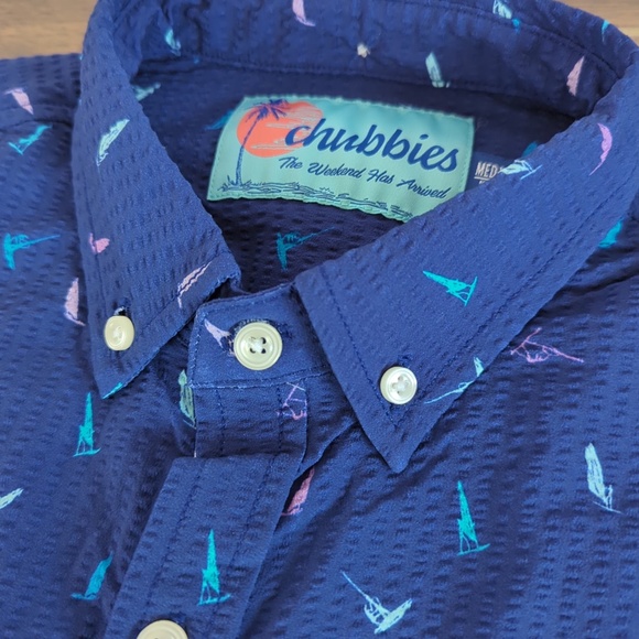 Chubbies Men’s M Blue Sailboat Nautical Print Short Sleeve Button Down S… - Picture 4 of 8
